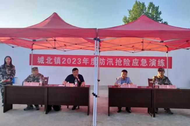 “汛”速行動，以練筑防！金安區(qū)城北鎮(zhèn)開展防汛搶險應急演練